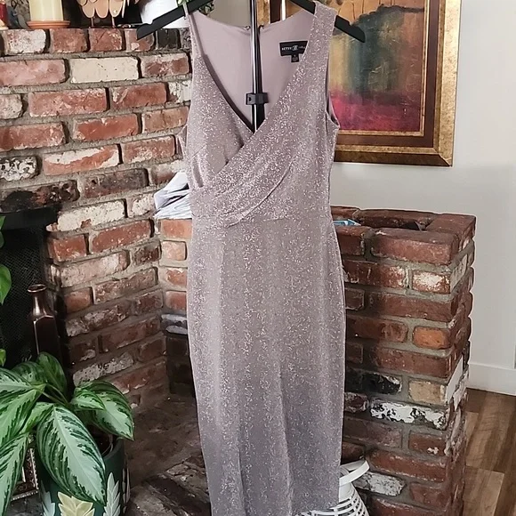Betsy & Adam Metallic Purple Sleeveless Cocktail Midi Dress - Picture 3 of 13